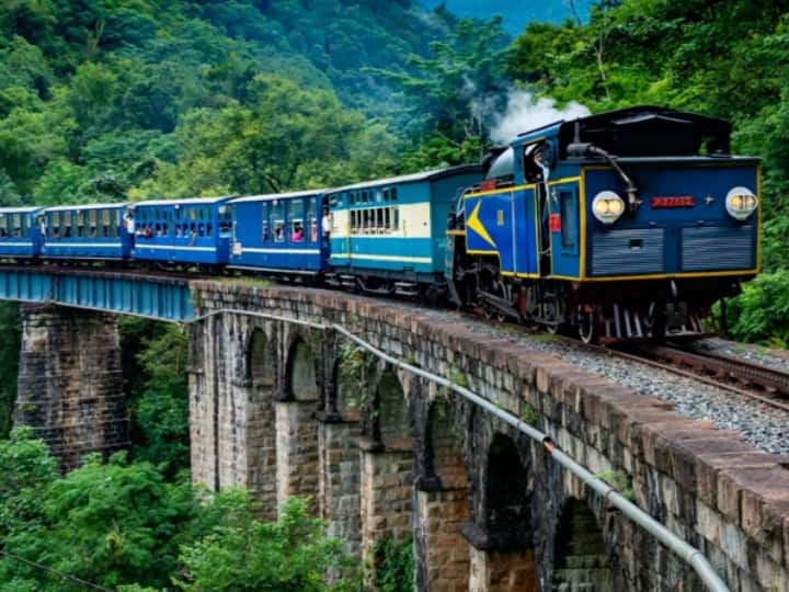 Nilgiri Mountain Railway Is India Laziest Train Traveling For Fun Know Special Records And Timing