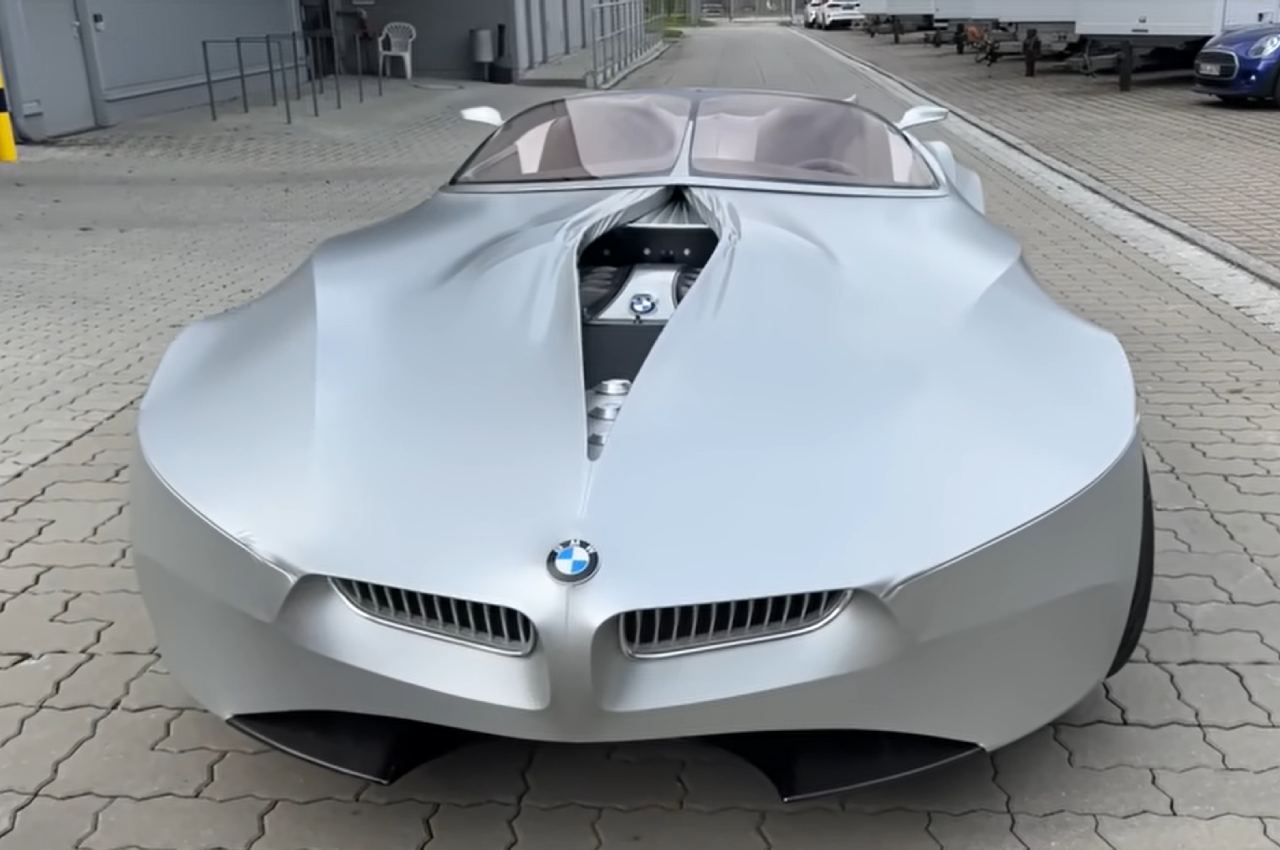Revolutionary shape-shifting concept car that redefines 'alive automobiles'