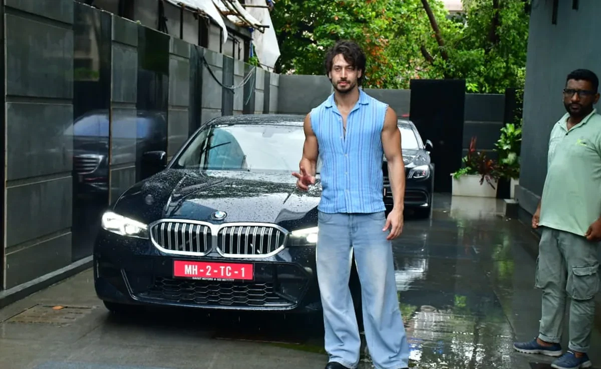 Watch: Tiger Shroff Flaunts His Brand New BMW 3-Series Gran Limousine Worth Rs 60 Lakh