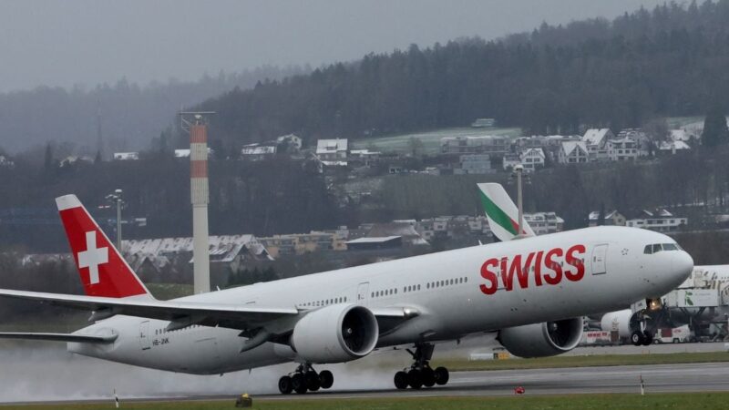 Swiss Airline Launches Free Inflight Internet Chat Service on All Long-distance Flights