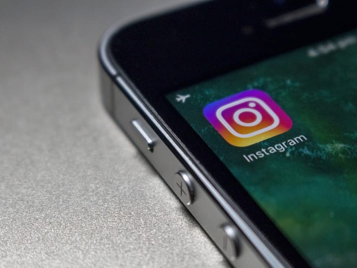 Instagram पर सबसे ज्यादा Like की गई फोटो ये रही...1 करोड़ से ज्यादा लोगों ने किया है रिएक्ट