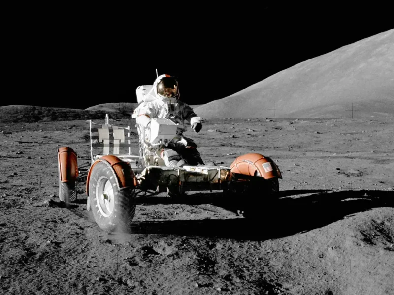 Japan to Send Moon Lander on Monday