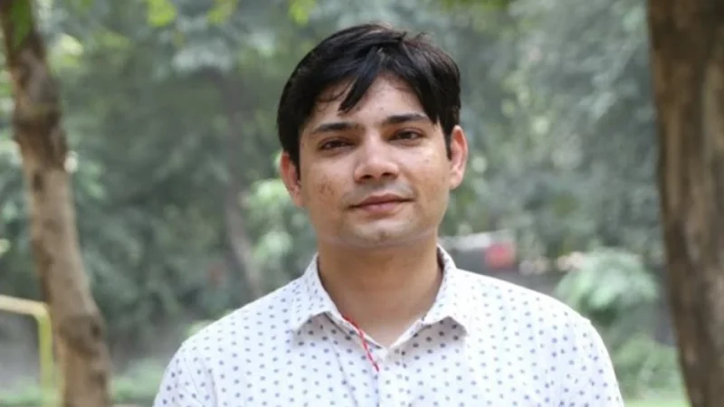 IAS Abhishek Tiwari