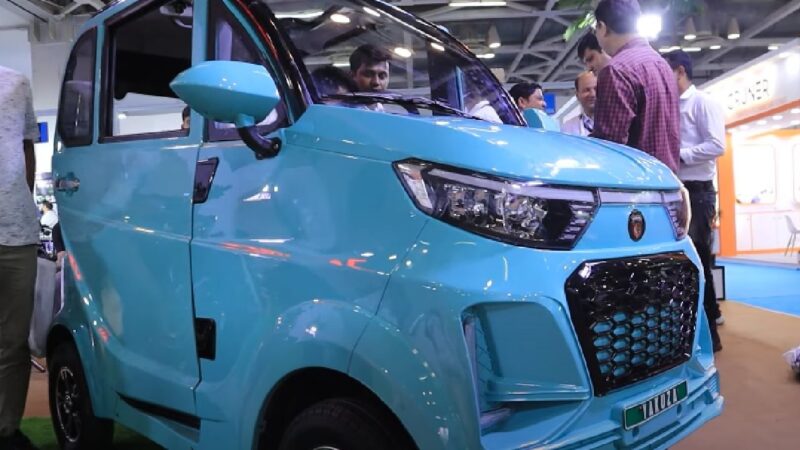 Tata Nano से भी सस्ती है यह इलेक्ट्रिक कार, माइलेज जान कर खरीदने के लिए लगा देंगे दौड़ 1