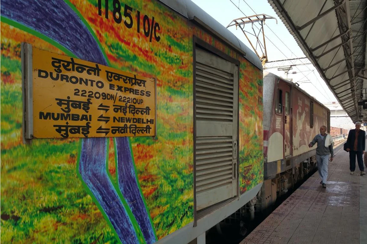 Mumbai-Howrah Duronto Express